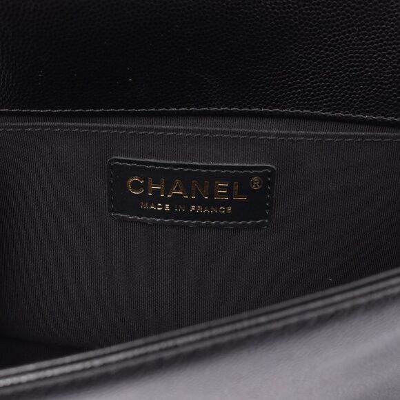 Chanel Boy Black Leather Shoulder Bag (Pre-Owned) - Picture 5 of 9